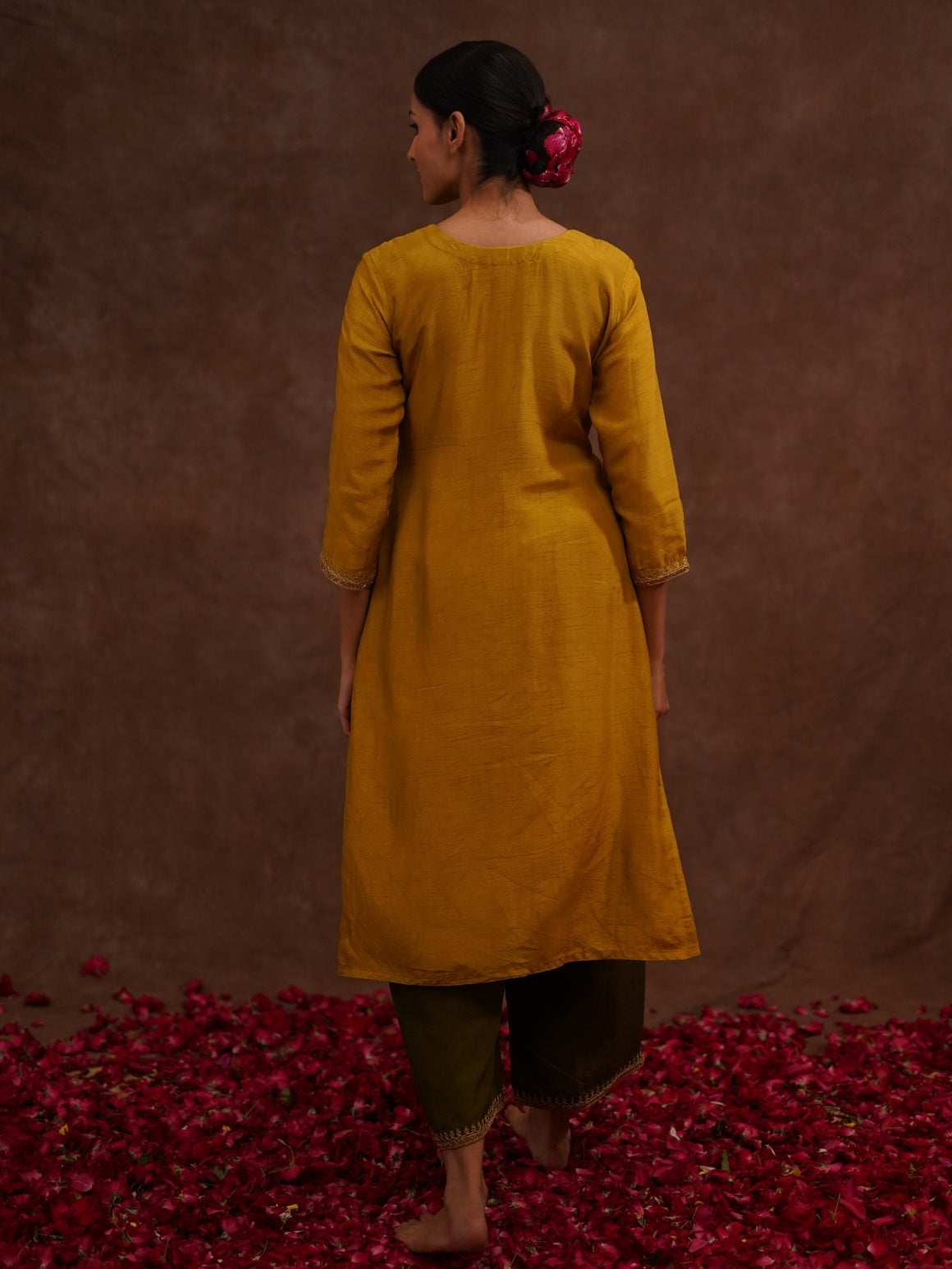 Amaltas Kurta Set