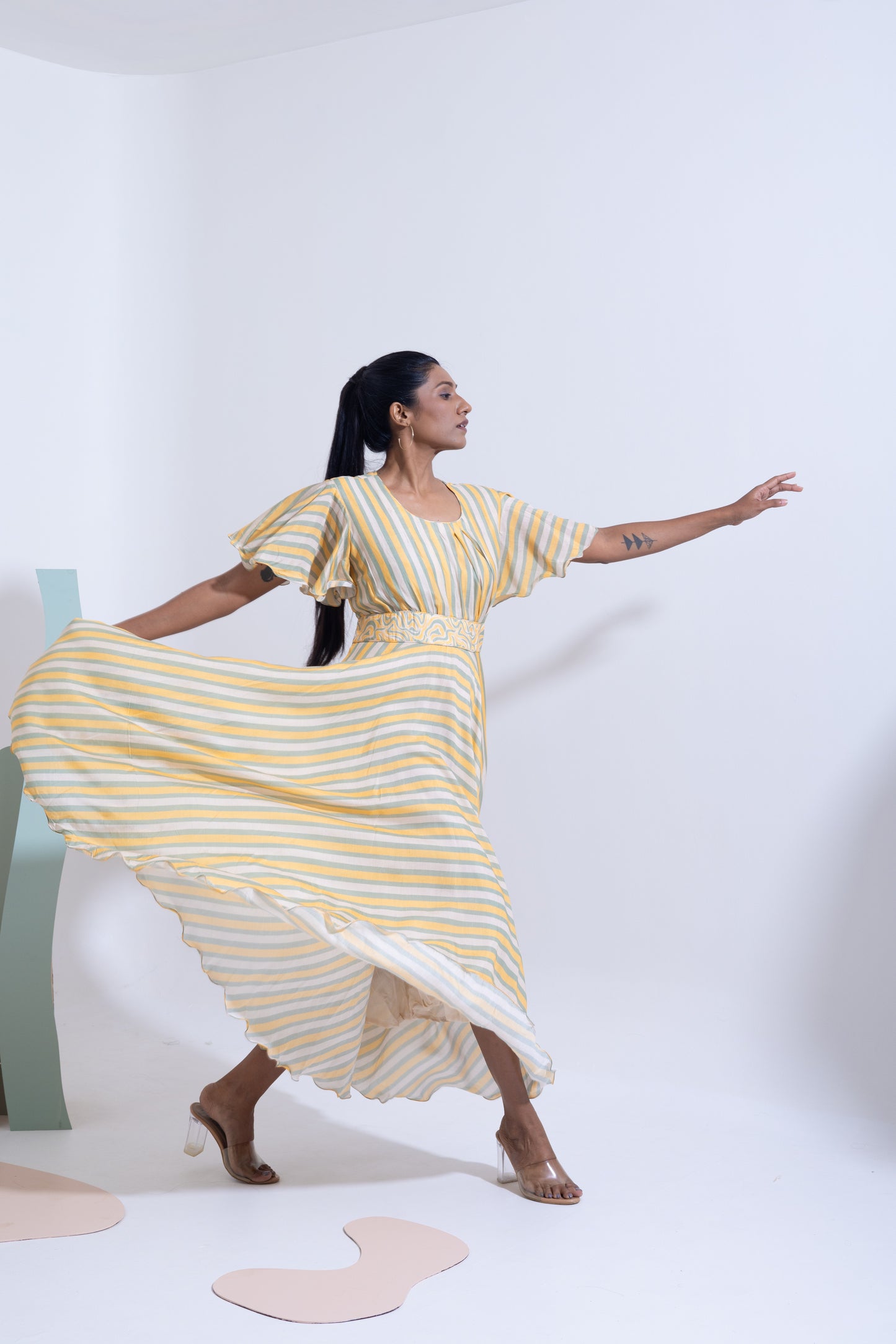AmberGlowDress_2 - World of Sugandh