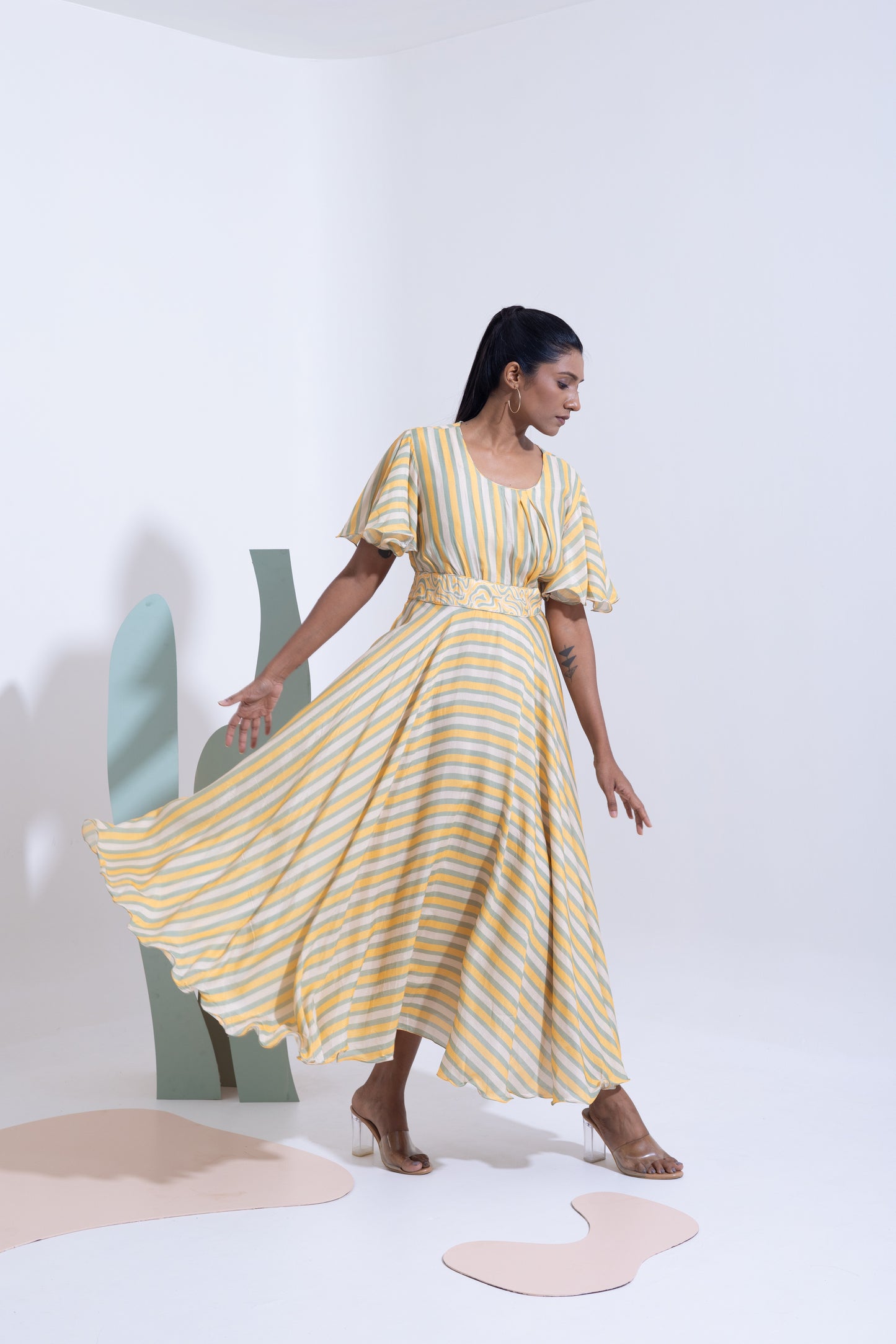 AmberGlowDress_3 - World of Sugandh