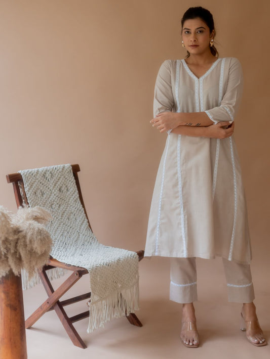 Spring Time Ivory Ensemble