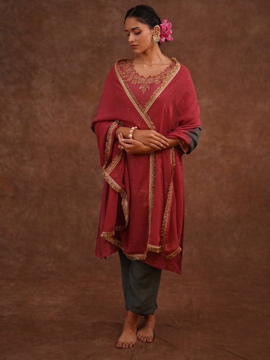 Gulmitti Kurta Set