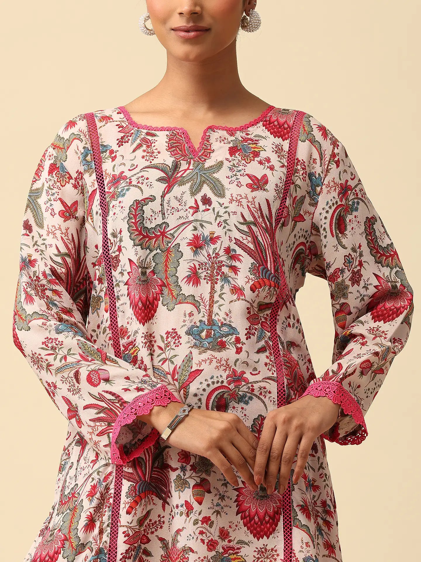 Gulrukh - The Sharara Set
