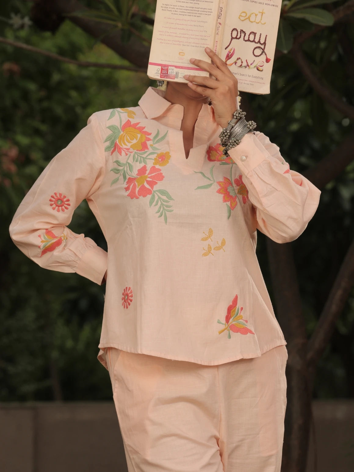 Peach Mosaic – Gulraas: The Linen Tale