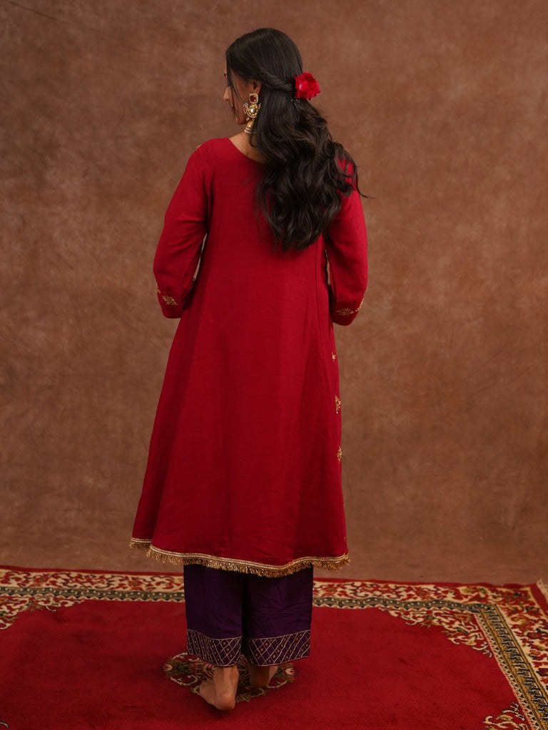 red traditional outfit for women 