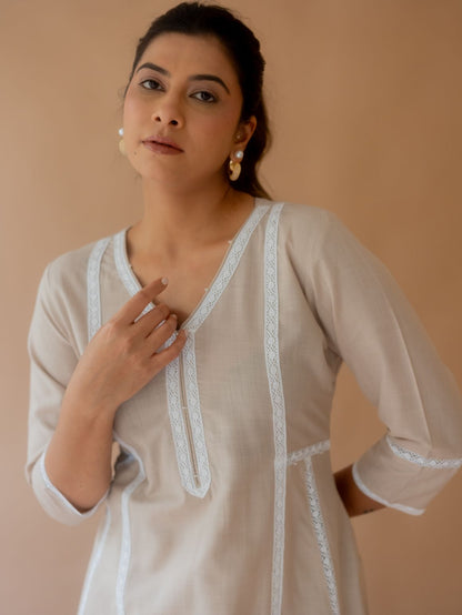 Spring Time Ivory Ensemble