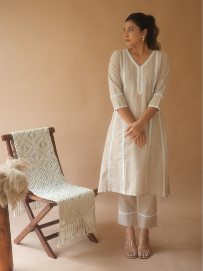 Spring Time Ivory Ensemble