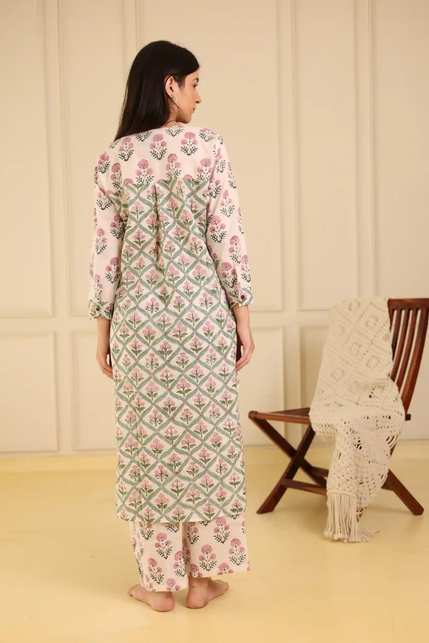 White Rose Kurta Set