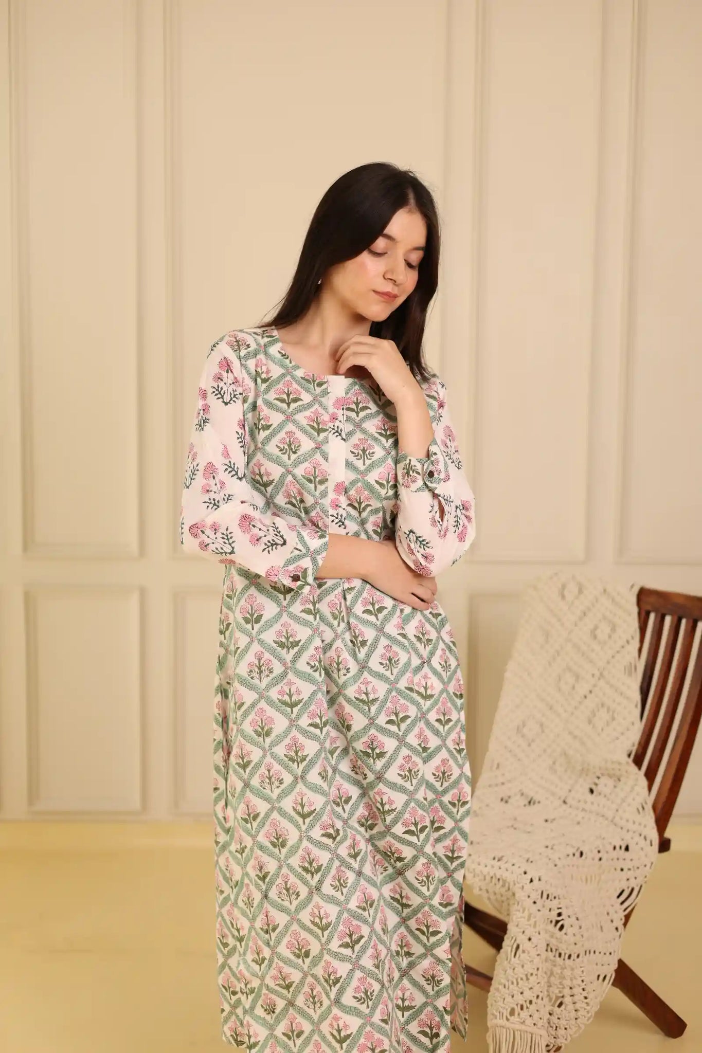 White Rose Kurta Set