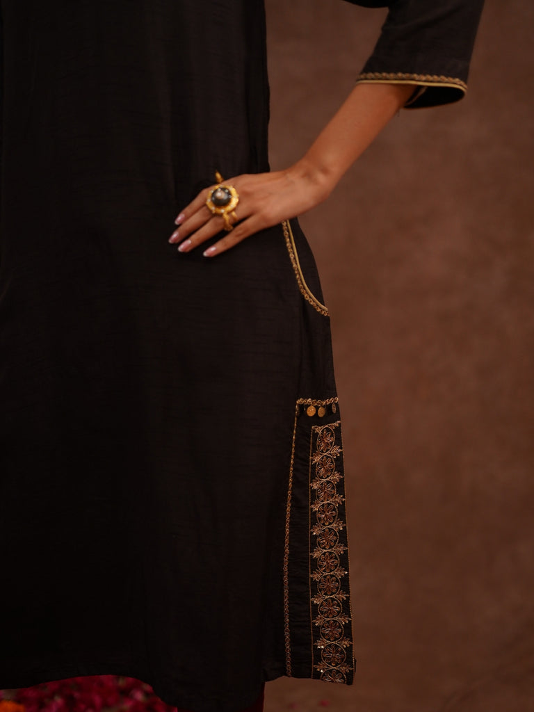 Black garment with gold embroidery Kurta Set For Woman 